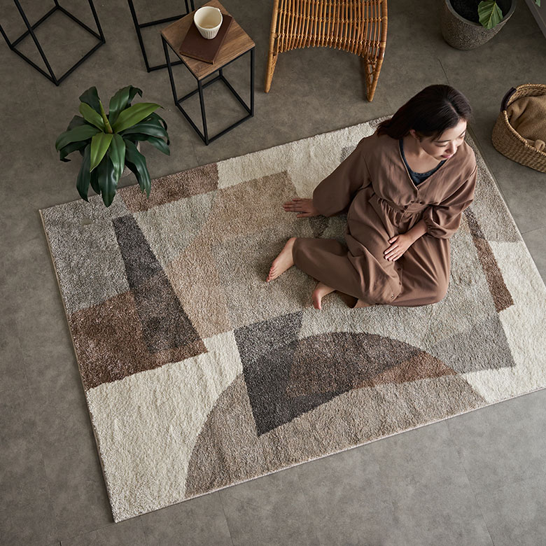 モダンアート柄 デザインラグ