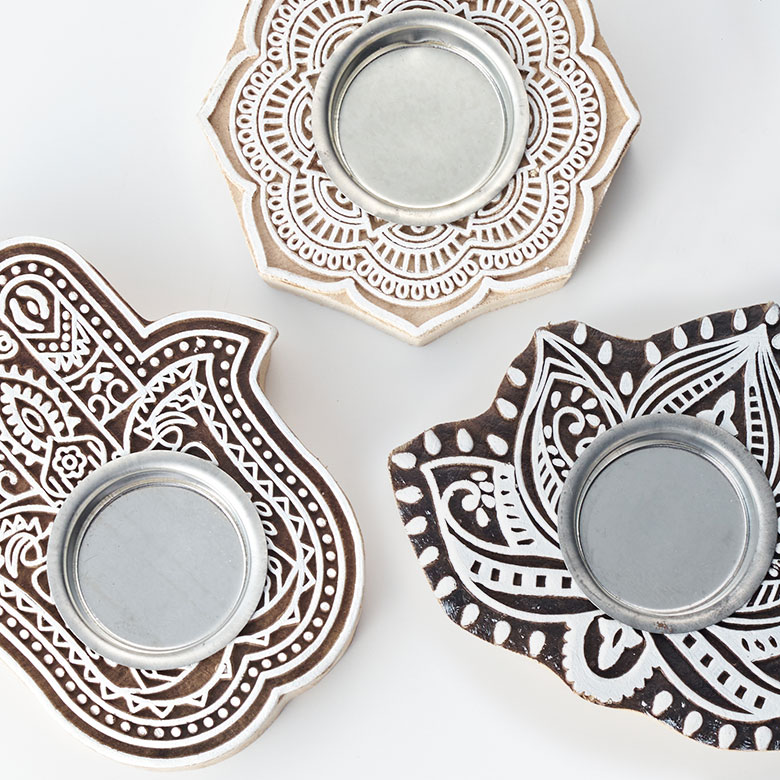 木本来の色味をそのまま活かして仕上げ