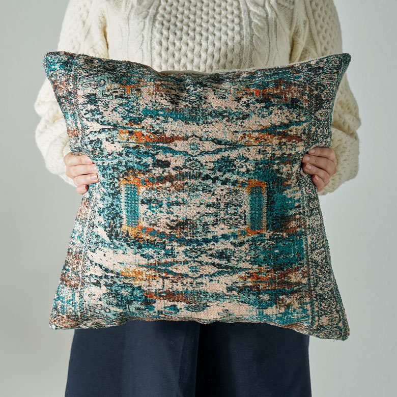 一般的な45cm×45cmです