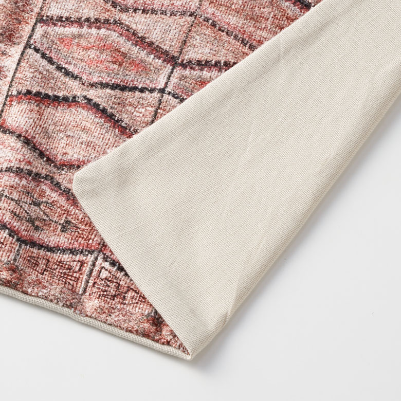 裏面は無地です