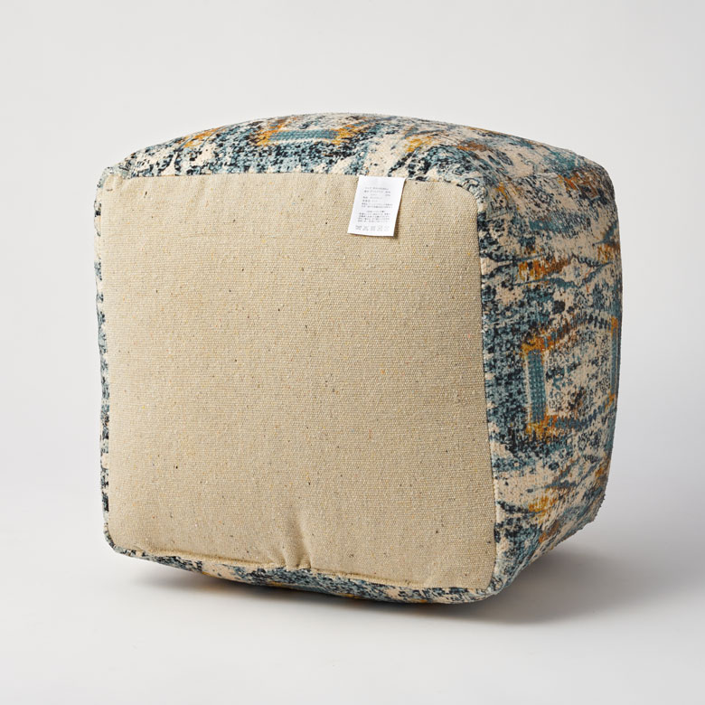 底面は丈夫なコットン素材を使用