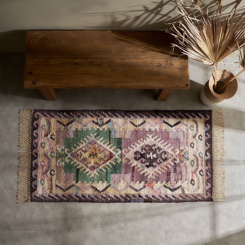 ひとり暮らしのお部屋などコンパクトに使えるサイズ