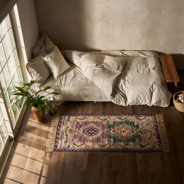 同じものが2つとない、特別感のある逸品のラグ