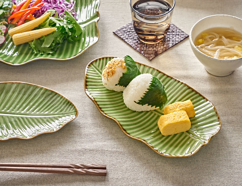 バナナリーフのプレート