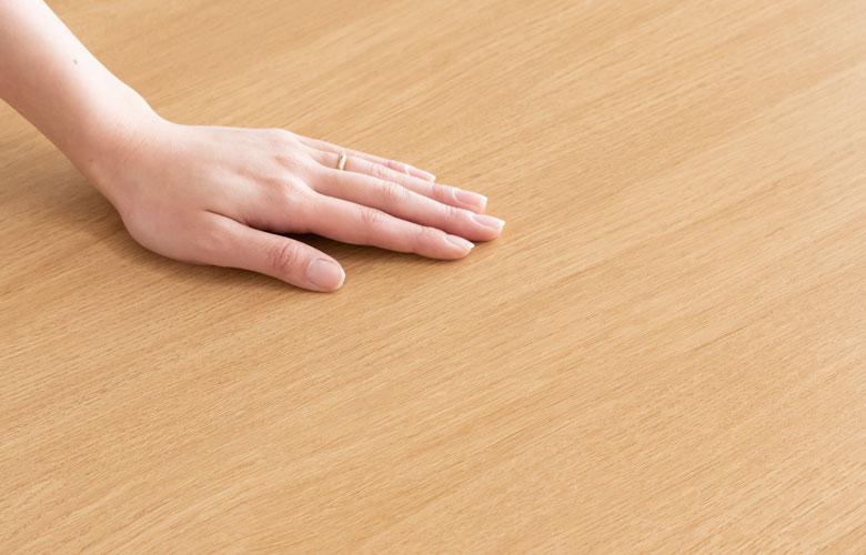 まるでリアル天然木