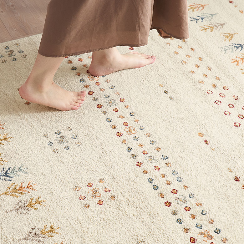 かすれたようなアンティーク調の表現や、豊かな色の描写