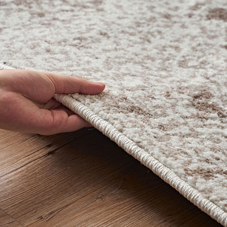 毛足の長さは約8mm