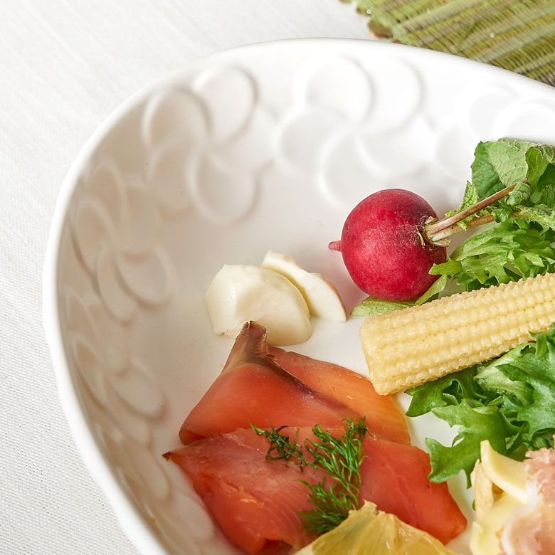 安っぽさのないセミマットな仕上がりです