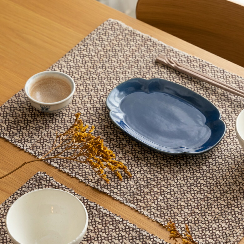 存在感のあるフラワー柄プリント