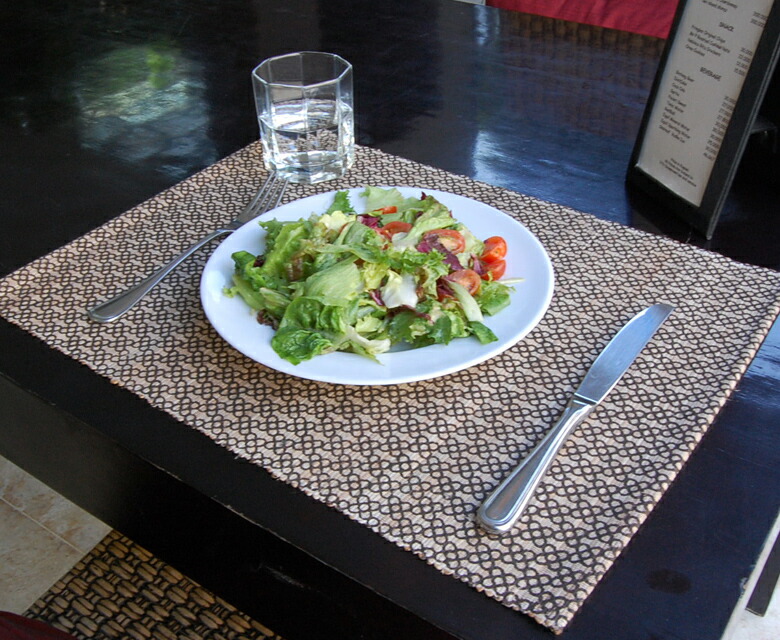 アジアンテイストのフラワー柄