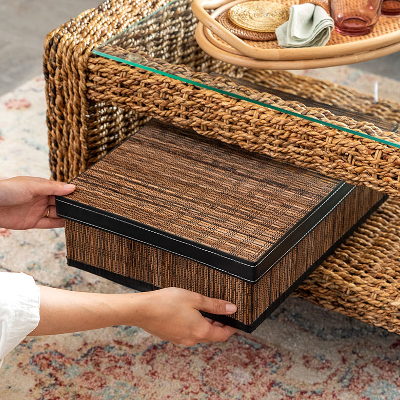 棚やカラーボックスの中の収納ケースとしても