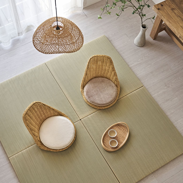 軽くて持ち運び便利