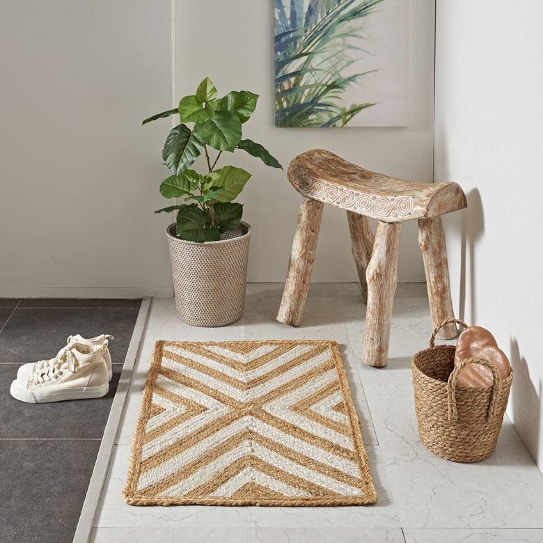 インパクトのあるシェブロン柄