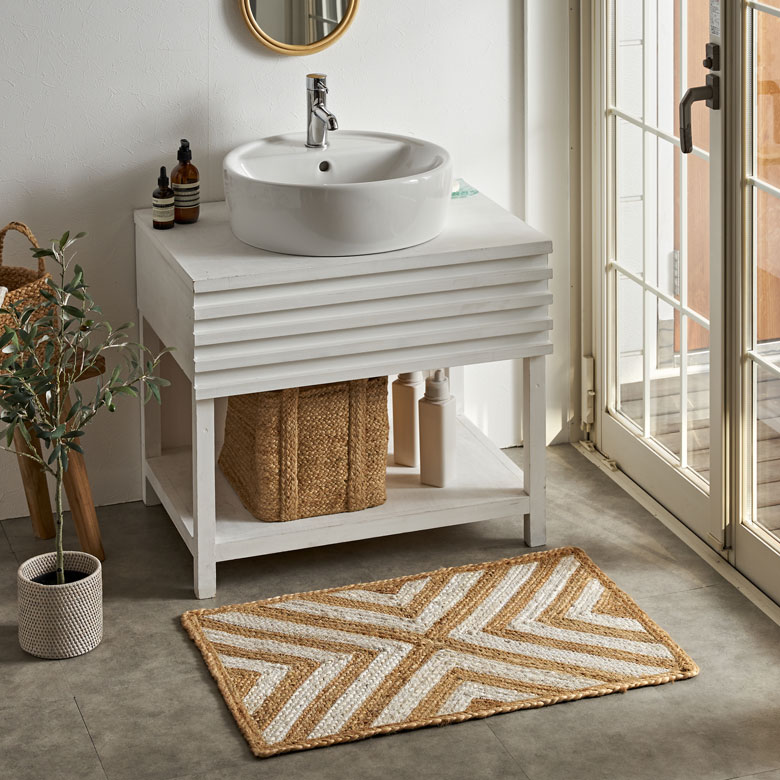 シェブロン柄がおしゃれな天然ジュート100%使用のラグ