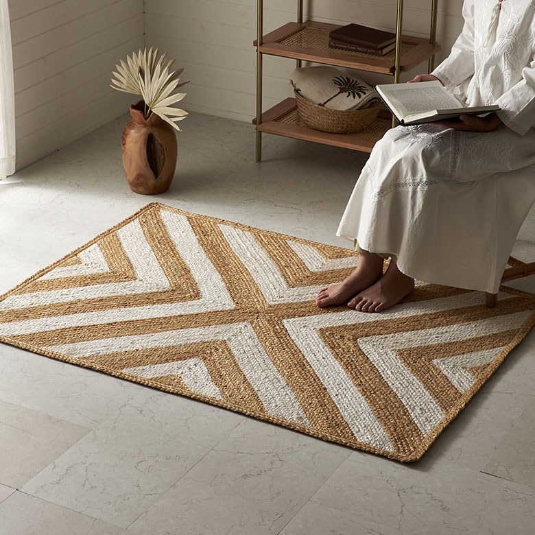 お部屋格上げラグ