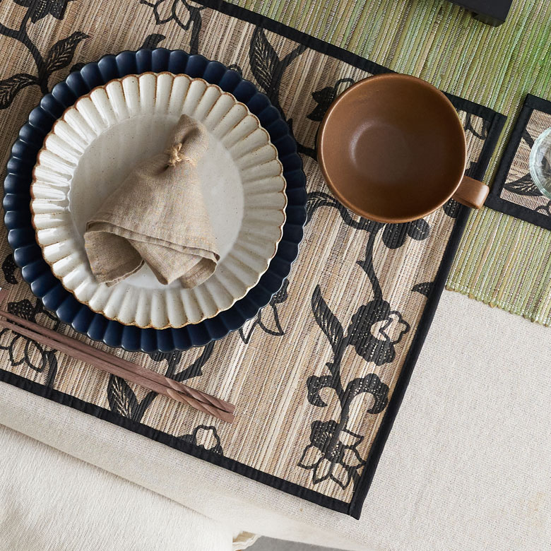 存在感のある花柄プリント