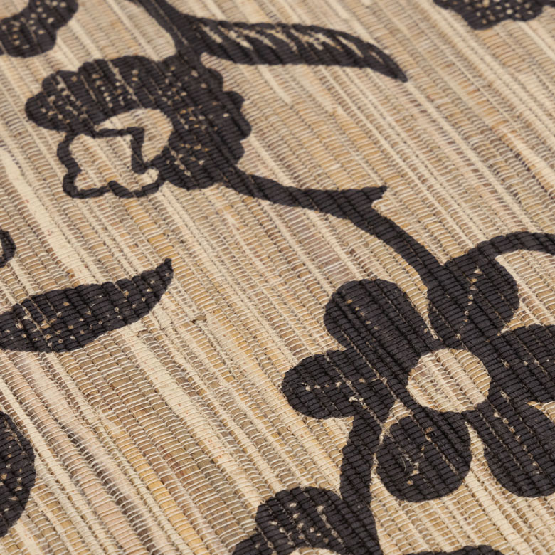 家具にも使用されるほど丈夫なウォーターヒヤシンスを使用