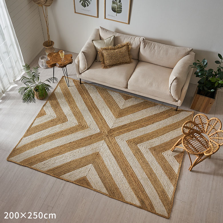 インパクトのあるシェブロン柄