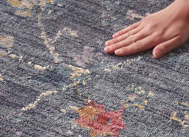 ノット数240,000の中級品クラス