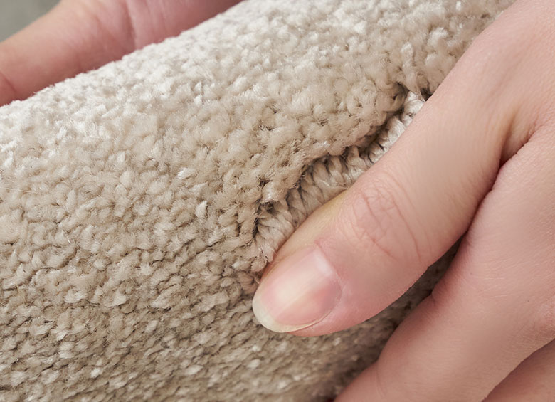 繊維の中で最も軽く、摩擦に強いポリプロピレンを100%使用