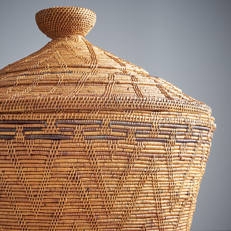 インドネシアのアタが素材のかごバスケット