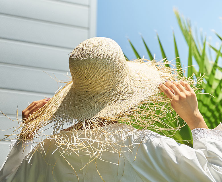 かぶるだけでリゾート気分も盛り上がります
