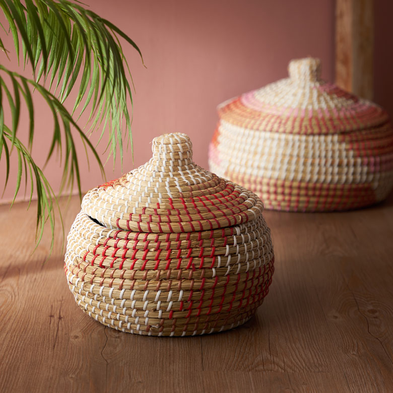 シーグラス製バスケット。収納バスケット。かご。蓋つき。フタ付き