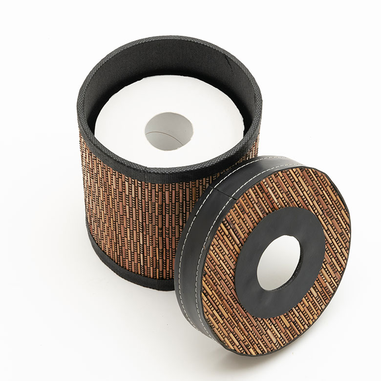 シンプルなトイレットペーパーストッカー