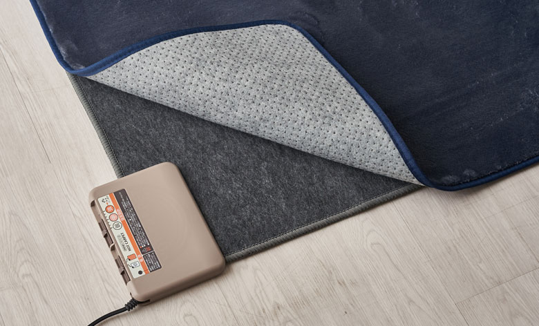 ホットカーペット、床暖房にも対応のラグ