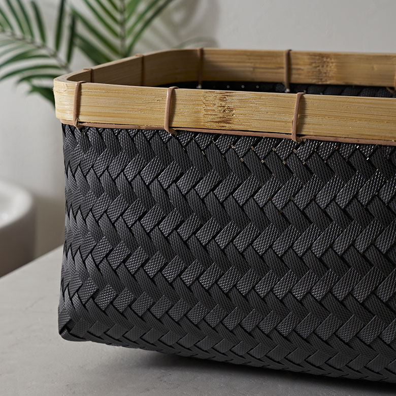 存在感のある、バンブーとPPの異素材ミックス