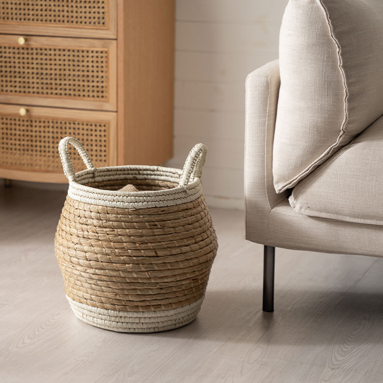 無造作に置いても様になる収納かご