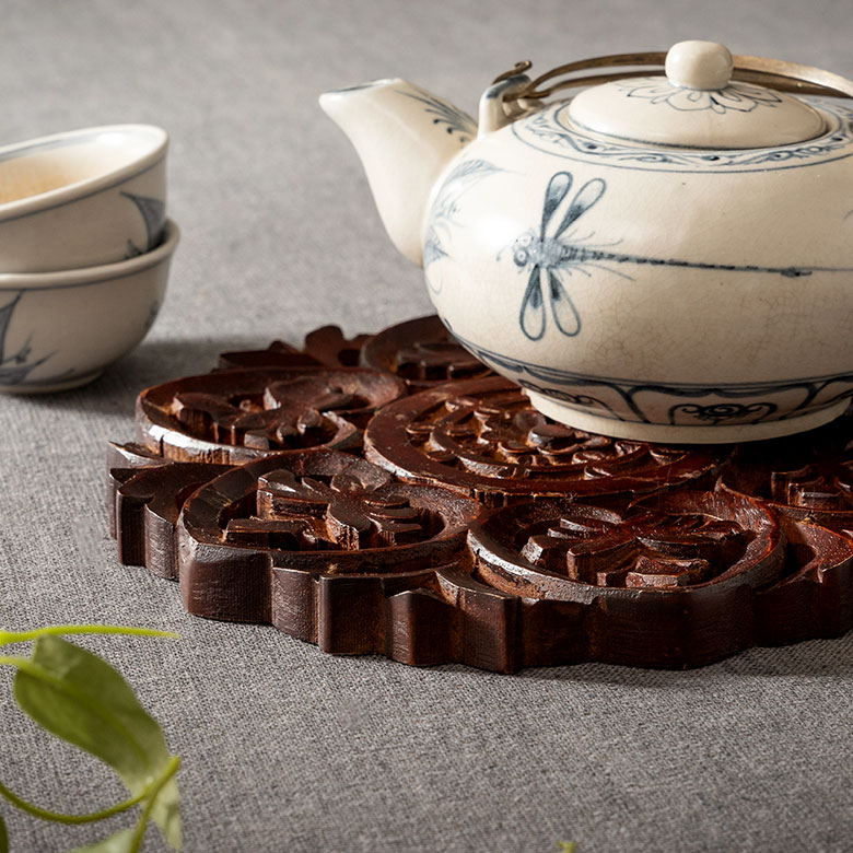 レリーフのように飾れるアジアン雑貨