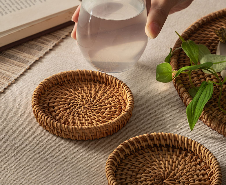 天然素材でできたおしゃれなコースター