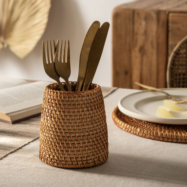 ラタンのカトラリースタンド