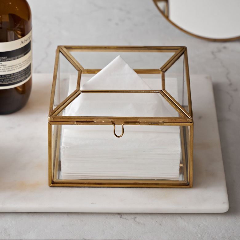 リゾートの空間を作るティッシュカバー