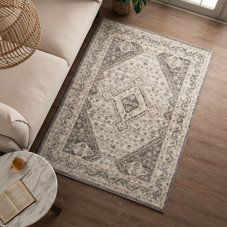 オールシーズン使えるカーペット