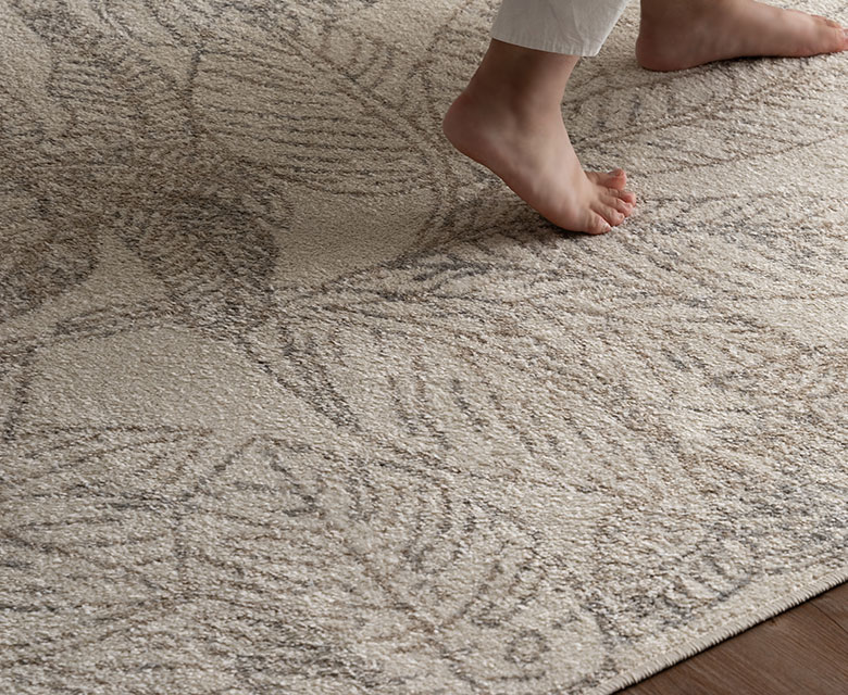 丈夫なウィルトン織りでお手入れも簡単