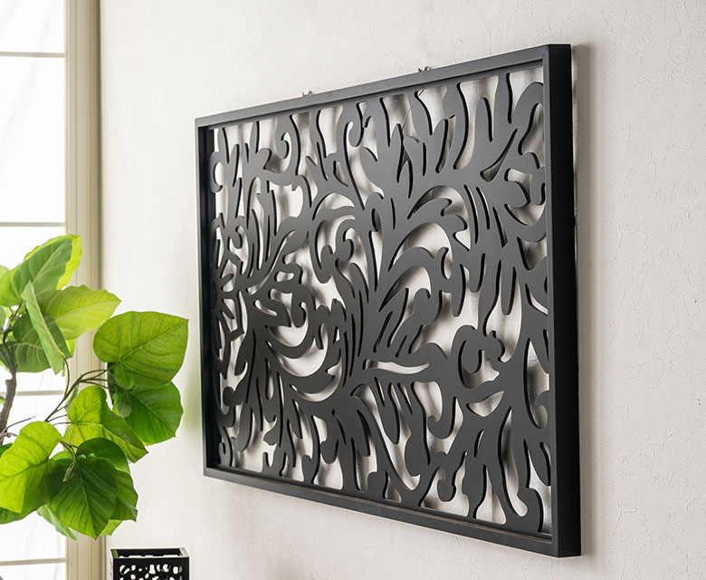 厚みのあるウッドパネル