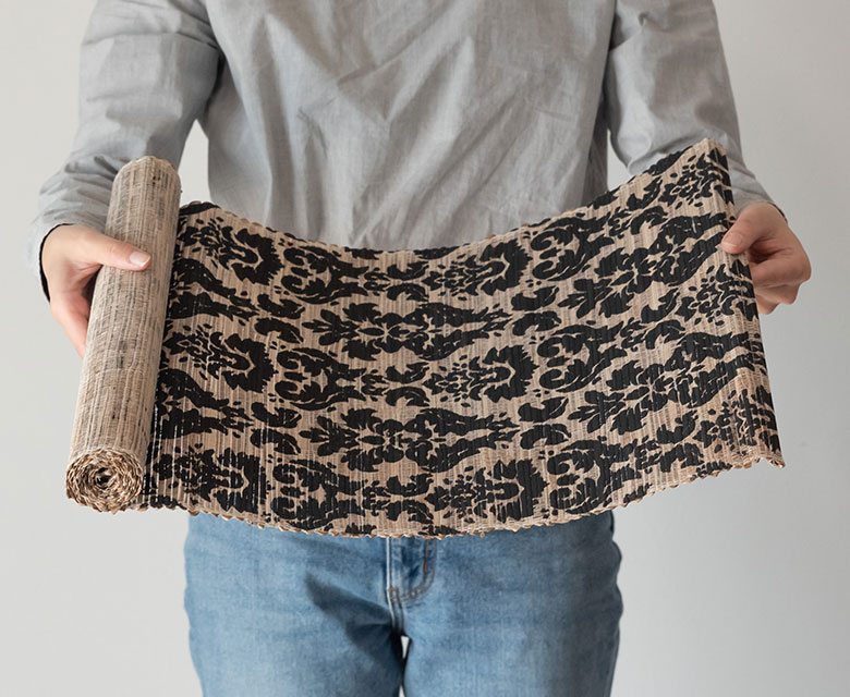 シンプルで可愛いデザインのテーブルランナー