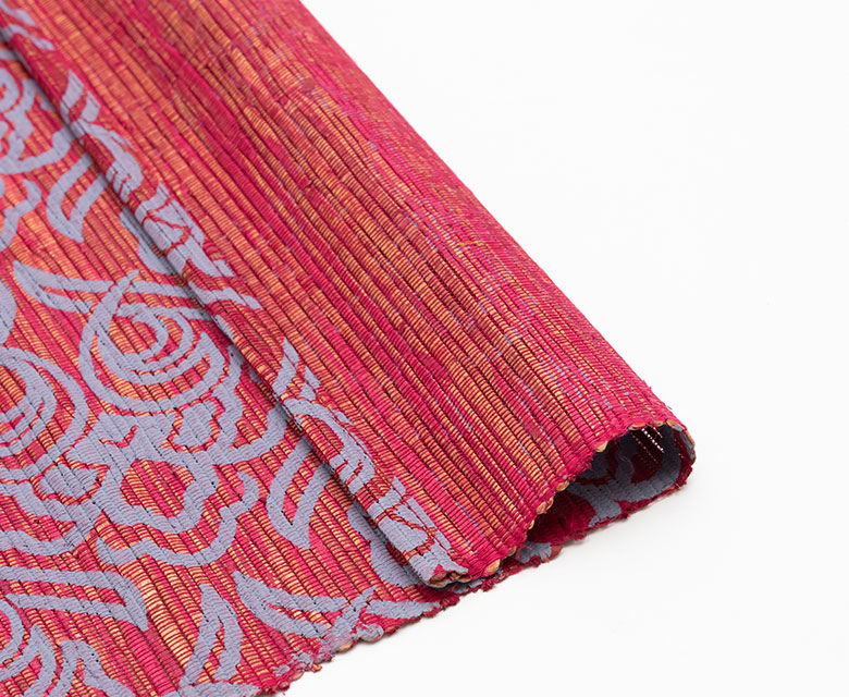 アジアンテイストなテーブルクロス