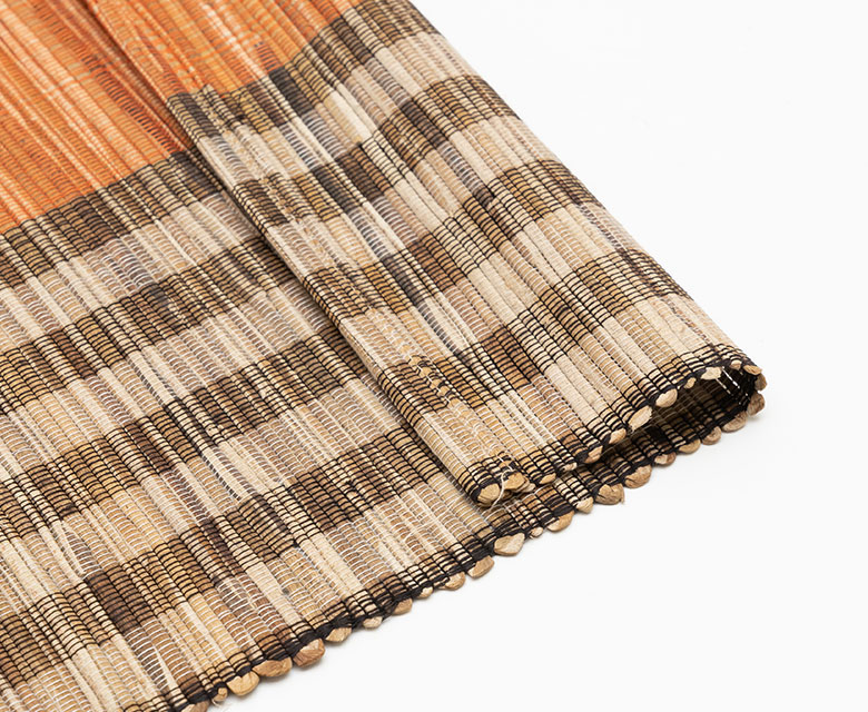 アジアンテイストなテーブルクロス