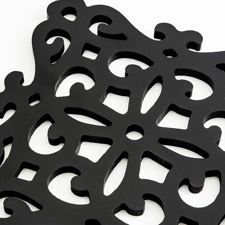 切り絵のような、美しいデザイン