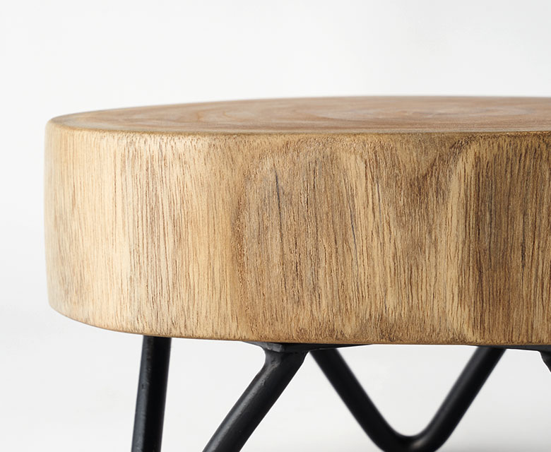 カービングウッドのフラワースタンド