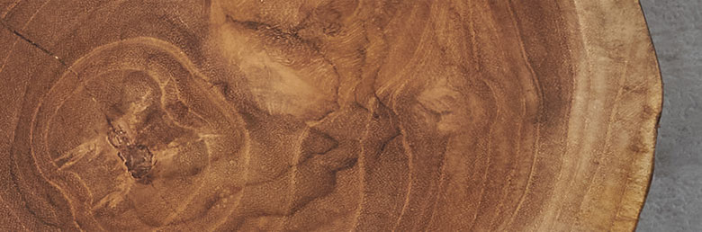 美しいチークウッド