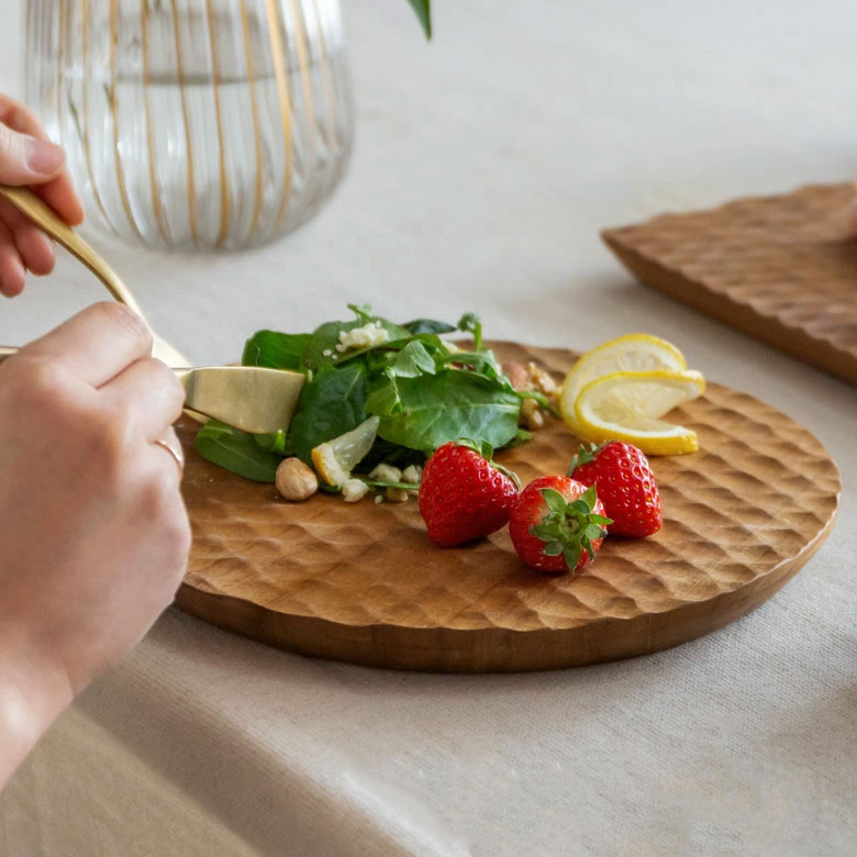 ギフトなど、プレゼントにも喜ばれる食器です