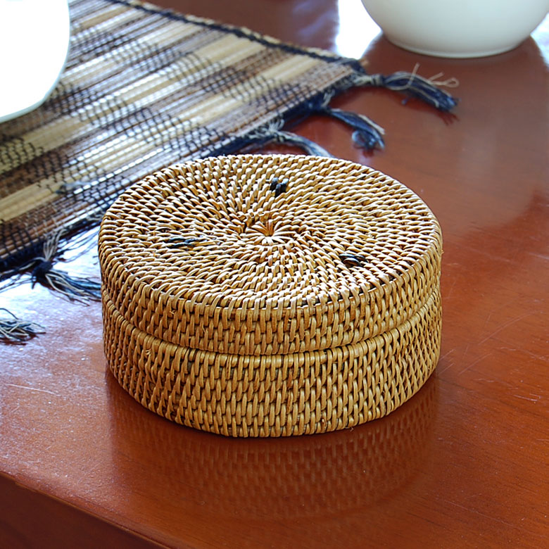 アタのフタ付き収納ケース