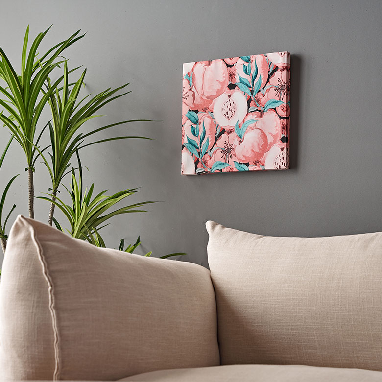 シンプルなデザインポスター