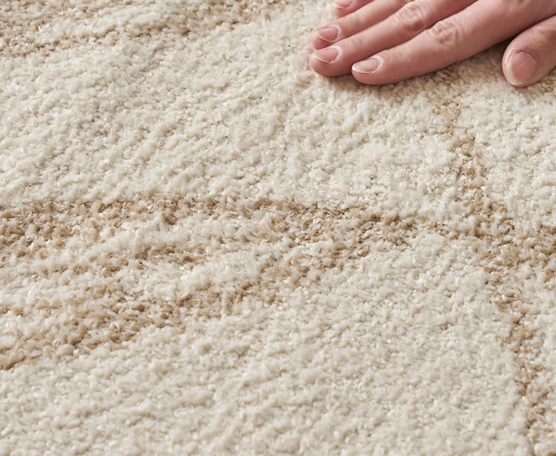 丈夫なウィルトン織りでお手入れも簡単