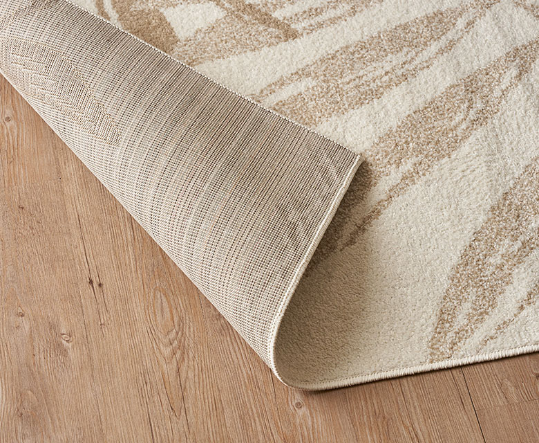 下敷きラグとの併用がおすすめ