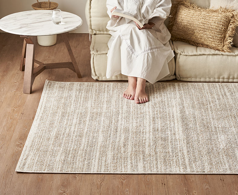 オールシーズン使えるカーペット